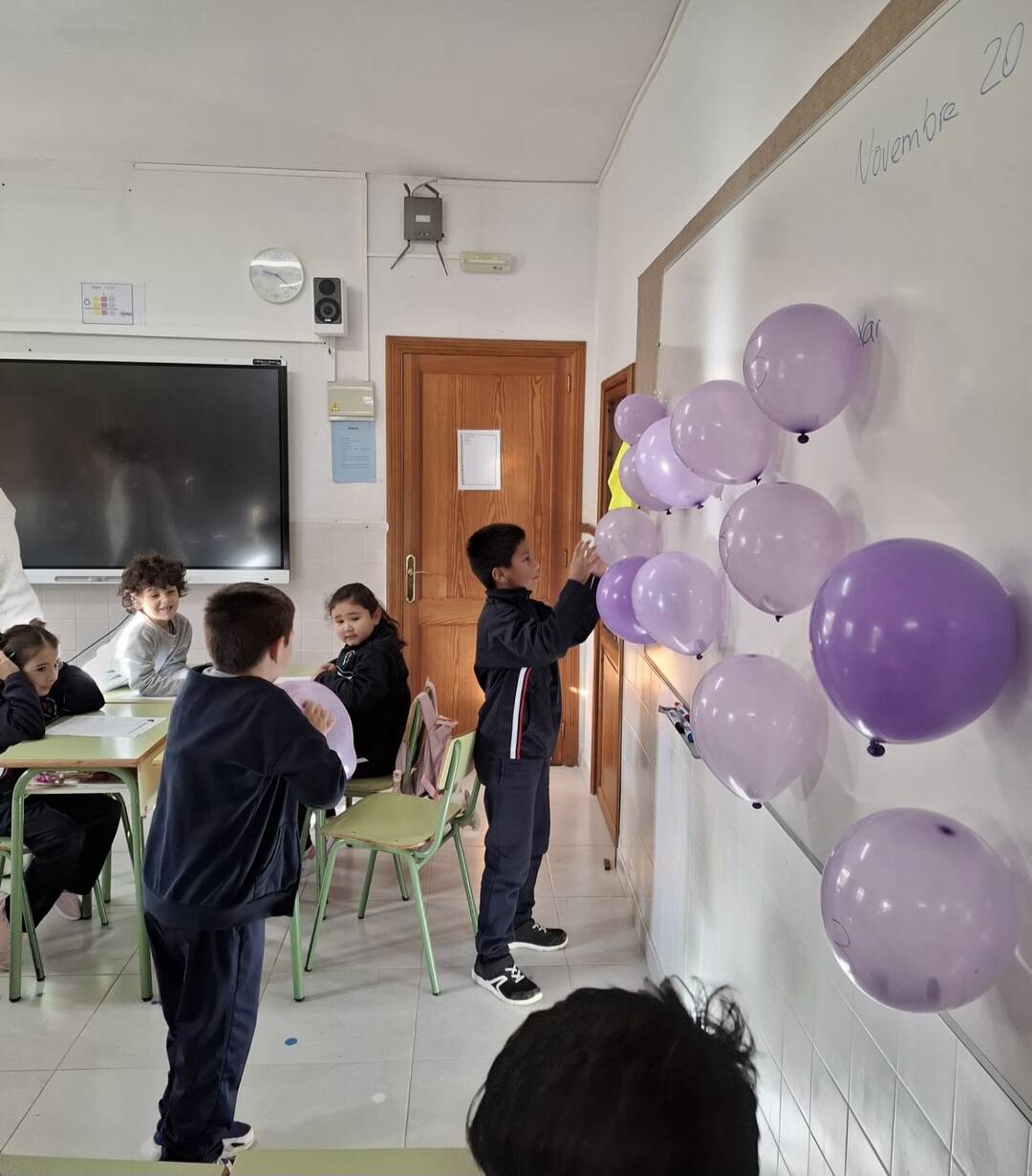 DICTAT EXPLOSIU A 3R EP