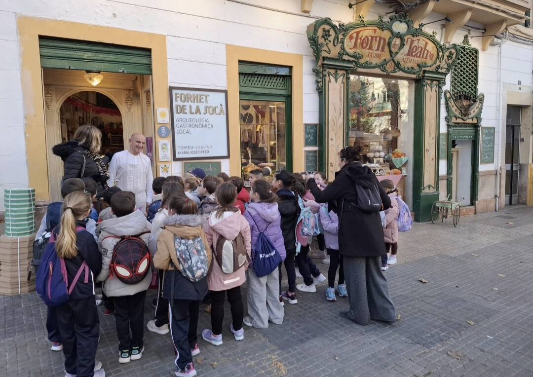 CONCIERTO EN EL CAJAFORUM DE PALMA CON 1R Y 2N EP