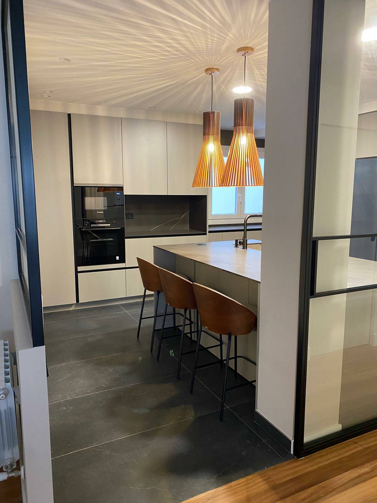 Pinceladas de una reforma integral en Getxo.