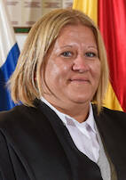 Dª María Lourdes Déniz Martín