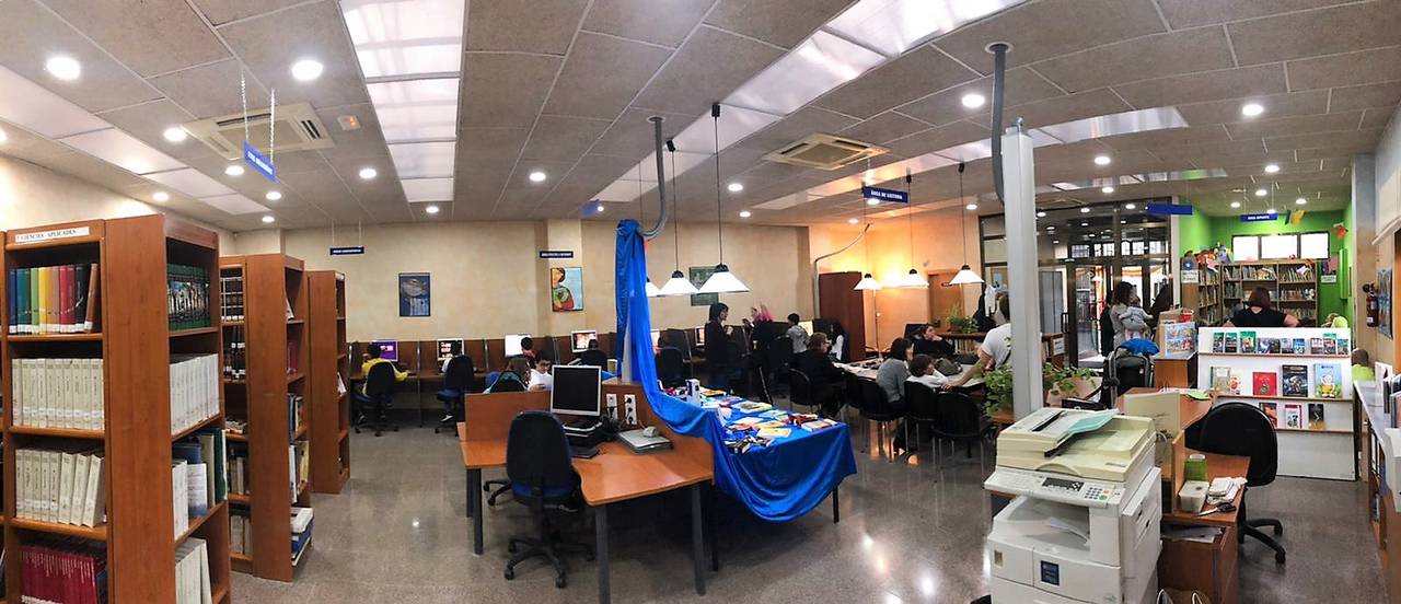 Reobertura de la biblioteca municipal