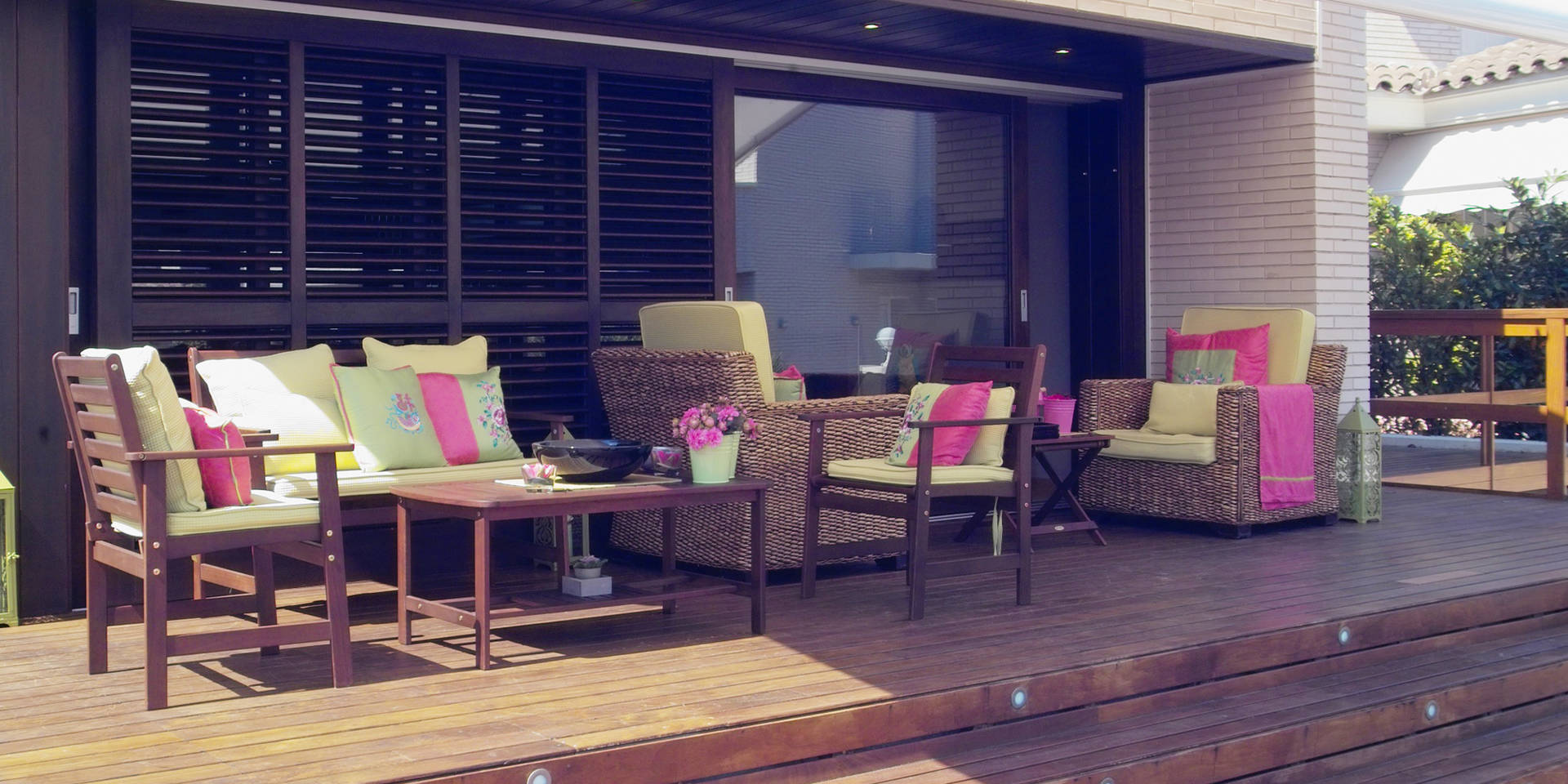 <h2><span style="color: #ffffff;">Obra nueva<br />-</span></h2>
<p><span style="color: #ffffff;">En obras particulares siempre ofrecemos la m&aacute;xima atenci&oacute;n al cliente para guiarlo con el proyecto de carpinter&iacute;a y conseguir su m&aacute;xima satisfacci&oacute;n.</span></p>