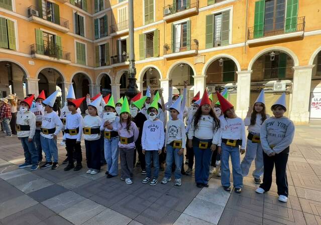 Primer i quart de Primària varen celebrar Carnestoltes dimarts passat