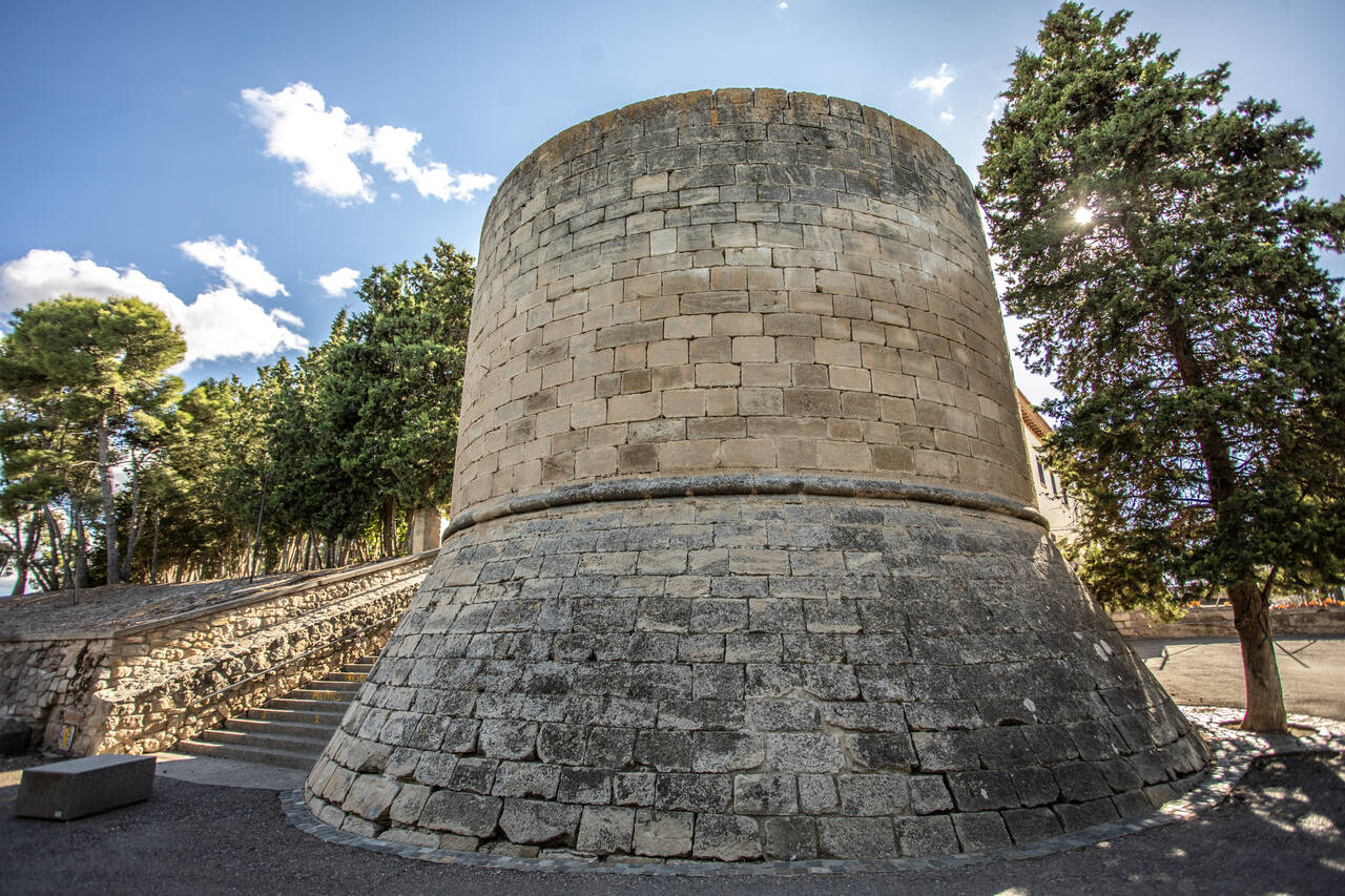 Visita guiada al nucli antic i castell