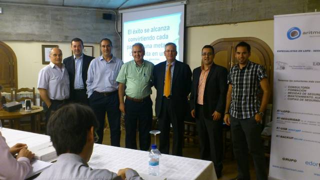 Reunión tecnológica en la ruta del vino