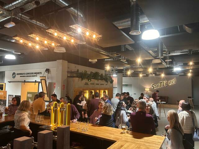 Festa amb els voluntaris i voluntàries de Cervisia Lleida a la San Miguel