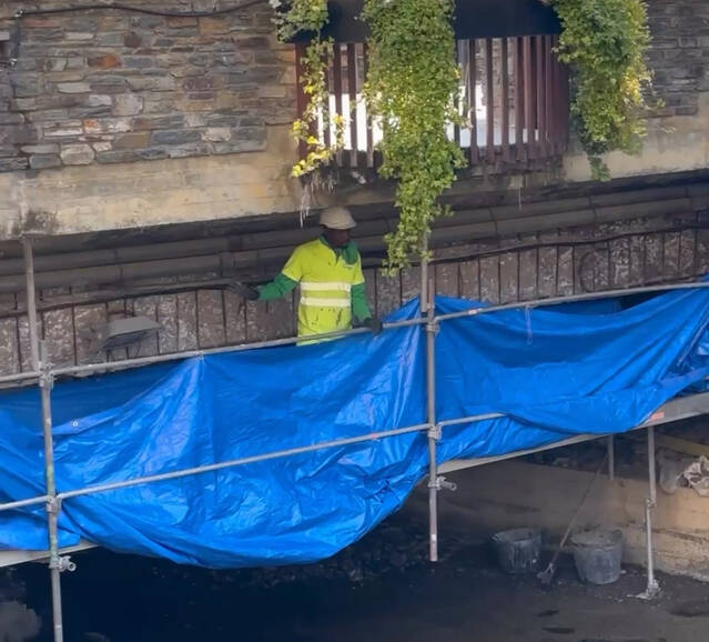 Comèncen es òbres de remodelacion dera passarèla sus er arriu Nere en Vielha