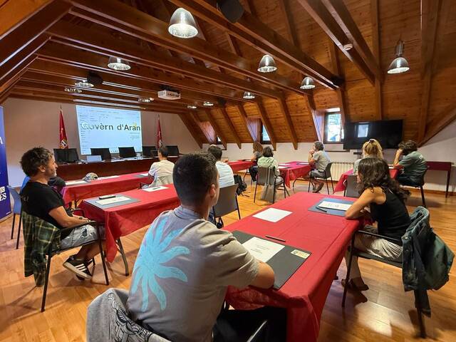 Comencen es pròves des certificacions d’aranés/occitan dera convocatòria de seteme deth cors 2025-2026