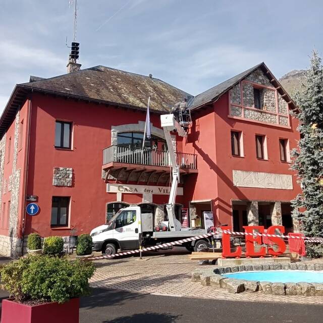 Er Ajuntament de Les a realizat desparières actuacions pendent aguesti dies