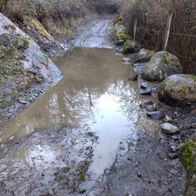 Era brigada de servicis deth Conselh Generau d’Aran a hèt, ath long d’aguesti dies, quauques intervencions en diferenti camins e itineraris dera Val d’Aran