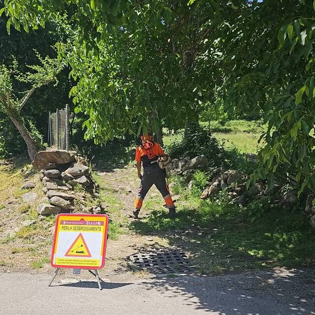 Era brigada de Servicis deth Conselh Generau d’Aran seguís damb es trabalhs de neteja, manteniment e melhora des entorns naturaus e espacis publics dera Val d’Aran