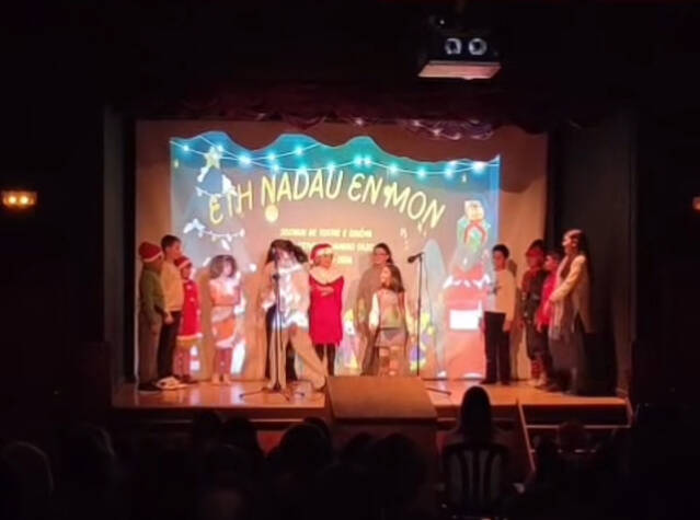Era Escòla Alejandro Casona a celebrat er Hestau Solidari abantes des Hèstes de Nadau