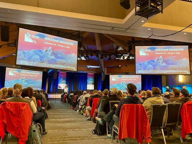 Eth Centre de Lauegi dera Val d’Aran participe en International Snow Science Workshop en Canadà