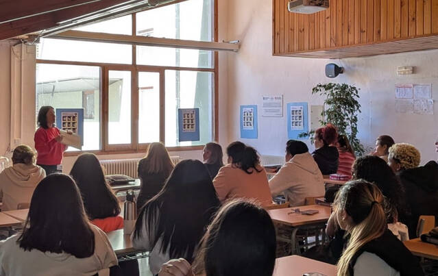 Eth passat 15 d’abriu auec lòc eth talhèr “A on s’amague eth sucre?” ena Escòla d’Ostalaria de Les-Val d’Aran impartit pera nutricionista, Esther Carmona