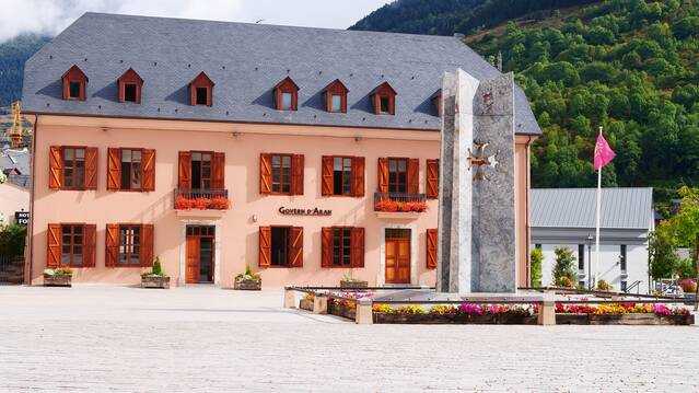 Eth pròplèu 11 de deseme, naua Comission Bilaterau Conselh-Generalitat en Barcelona