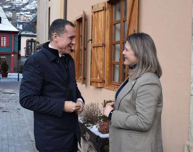 Generalitat e Conselh Generau acòrden eth traspàs dera competéncia en gestion forestau