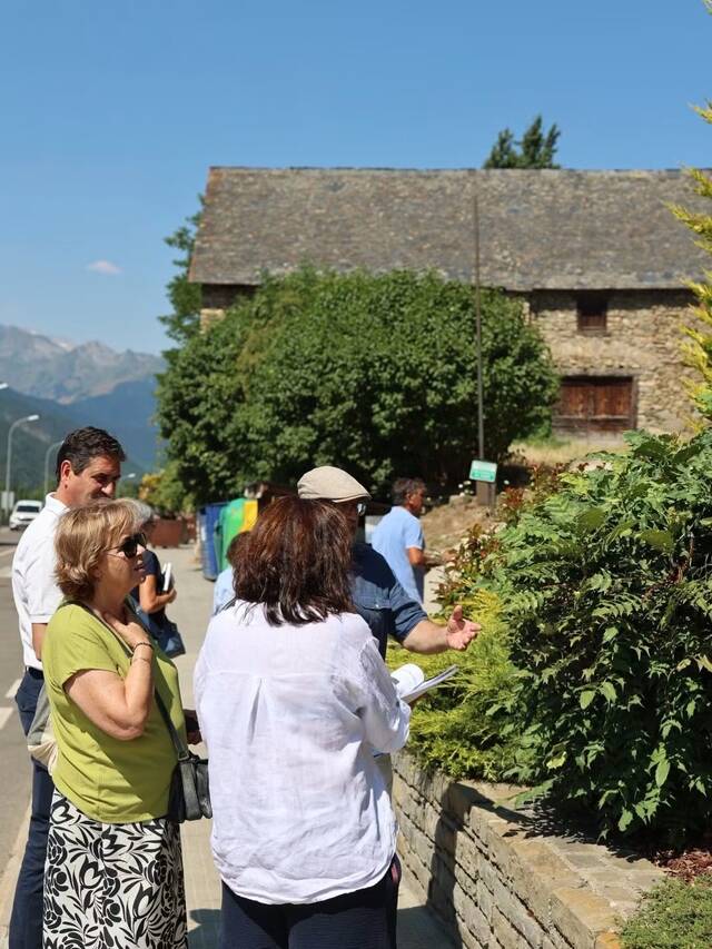 Naut Aran recep ath jurat de Viles Florides