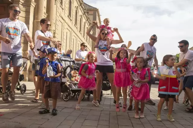 Carnaval en ple estiu a Cervera