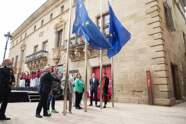 Cervera celebra el Dia d'Europa amb música i campanes