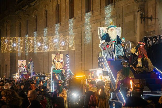 Cervera rep amb fred i il·lusió als Reis d'Orient