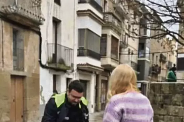 Controls aleatoris en gossos a Guissona per veure si duen xip