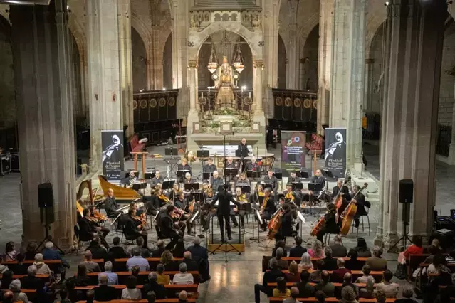 El Festival de Pasqua obre amb doble estrena