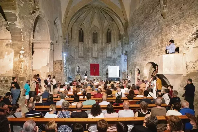Sant Francesc obre una nova etapa en les visites nocturnes de Cervera