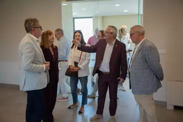 Torrefeta i Florejacs inaugura l'ampliació de l'ajuntament