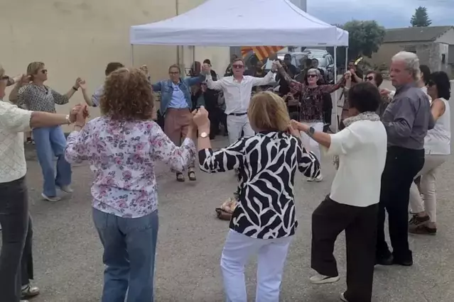 Tradició i cultura popular a la festa major de Guarda-si-venes