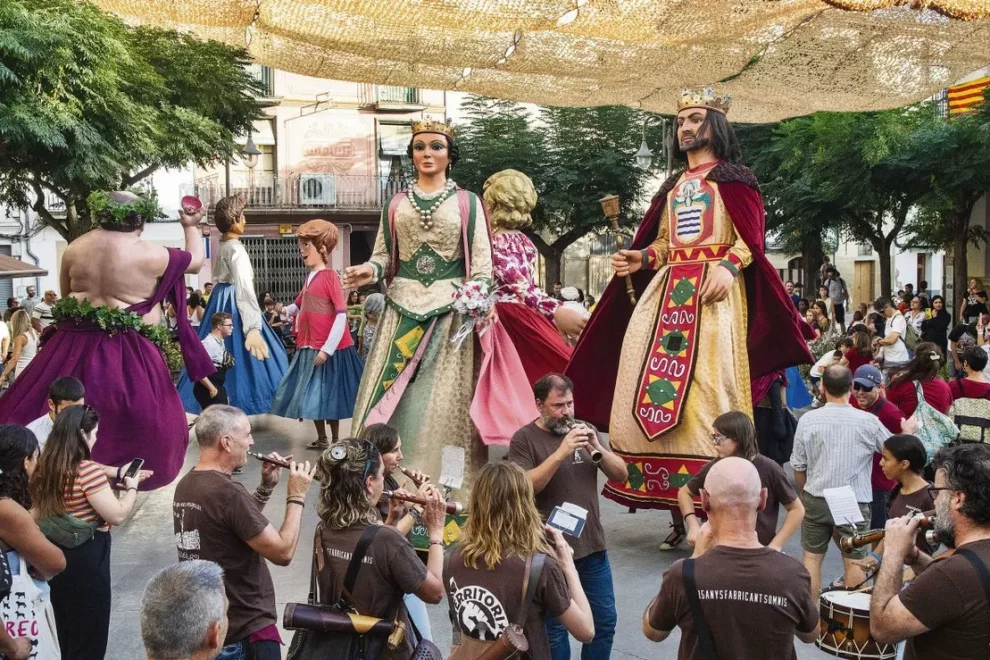 Trenta anys ballant amb els gegants de Guissona