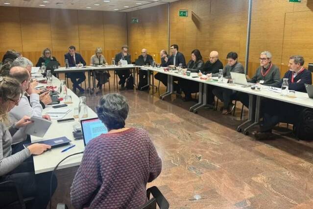 Ajuts per a xarxes antipedra i joves, en l’última taula agrària