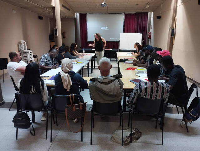 Arrenquen els mòduls formatius de primera acollida