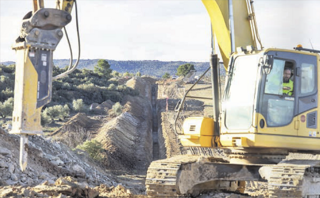 Desencallen omplir l'embassament de l'Albagés amb aigua de Rialb