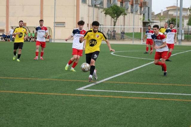 El Juneda salva els mobles a Linyola