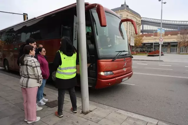 El robatori de cable paralitza els trens de la línia de la costa durant mig matí