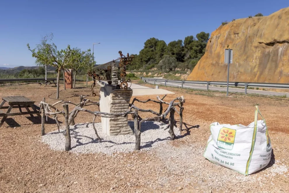Els 77 revolts en sis quilòmetres de carretera inspiren una ruta motera