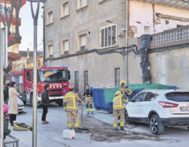 Ferit al xocar amb un contenidor d'obres a Juneda