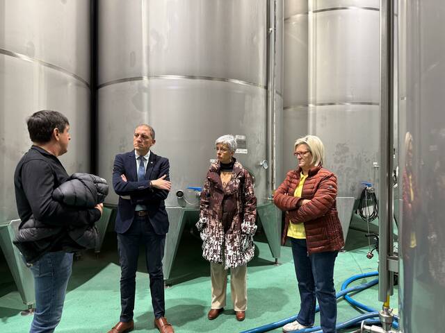 Crespín visita La Granadella, un dels beneficiats dels ajuts del Repte Demogràfic