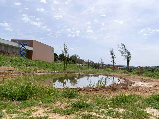 La Cooperativa La Granadella impulsa un espai de sensibilització ambiental al voltant del molí