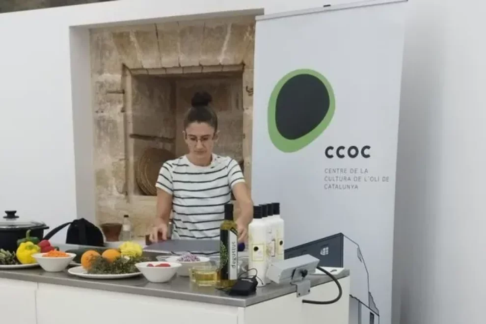 La Granadella ven 12.000 litres d’oli en la primera fira del sector