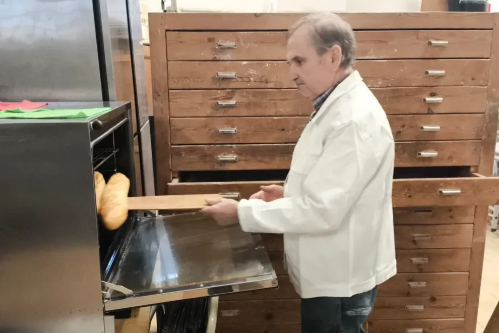 L’alcalde de Bovera, forner suplent