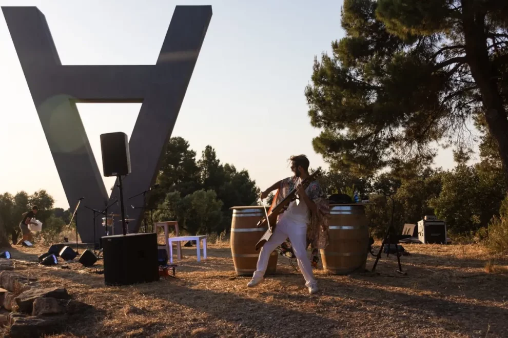 L’eclipsi solar total, entre vinyes i música a Mas Blanch i Jové
