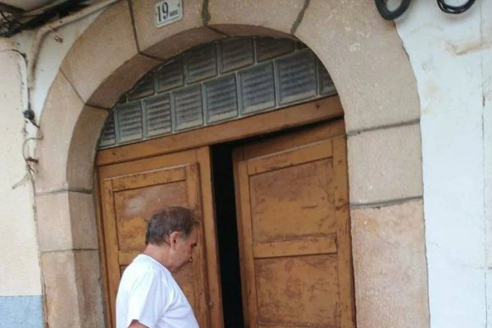 Llum verda a la nova botiga a Bovera