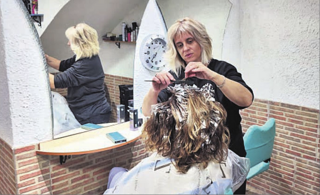 Perruqueria a demanda a Bovera per evitar viatges a Tarragona