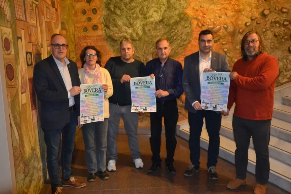 Prop de 40 expositors en la IV JocArt de Bovera, que espera 800 persones