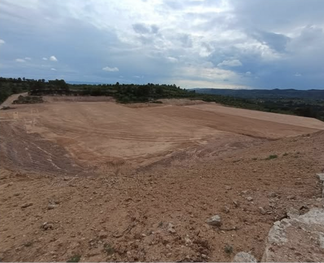 Queixes a Bovera per la construcció d'una granja de porcs