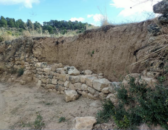 Reconstrucció d'un marge ensulsiat a la Pobla de Cérvoles
