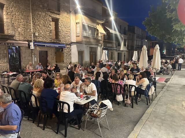 Sopar contra el càncer a Castelldans