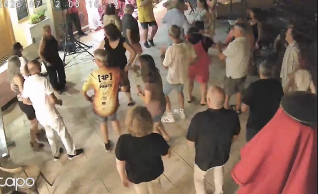 Sopar i música en directe al Sindicat de Tarrès