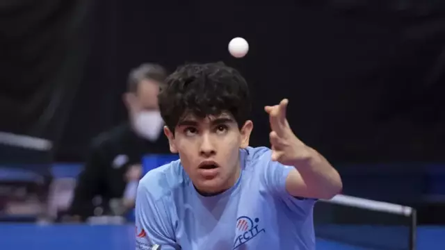 Cesc Carrera avança en dobles masculí a l’Europeu